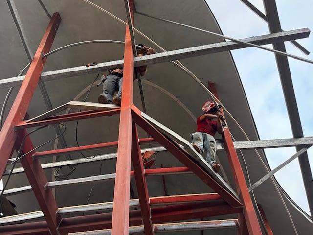 November 2023 - Don Pedro welds the railing at its most difficult section