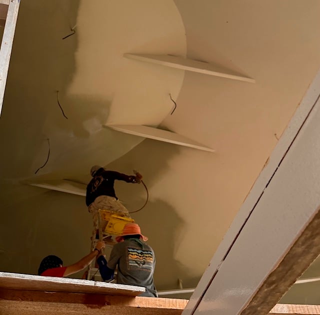 December 2023 - the ceiling is sprayed