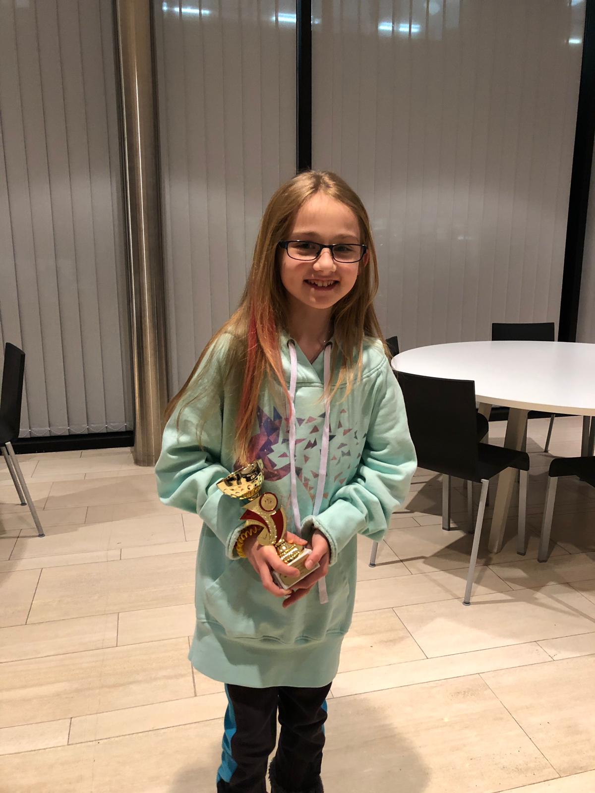 Gymkhana Führzügel: 1. Sanja, 2. Lara, 3. Elena