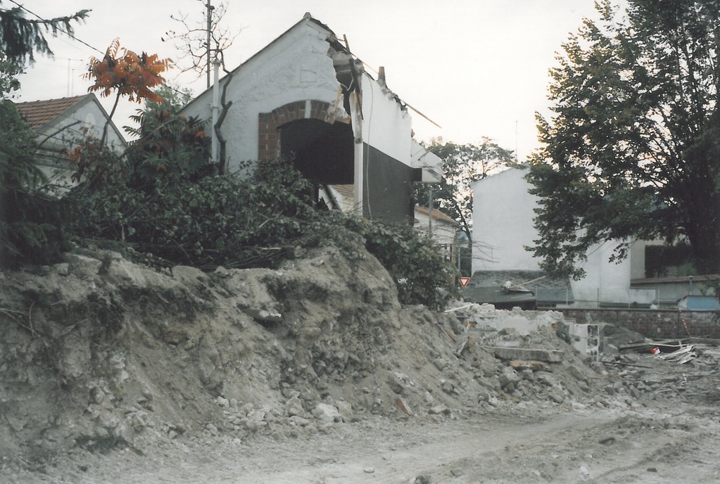 Ecole Notre Dame destruction  2 octobre 1990