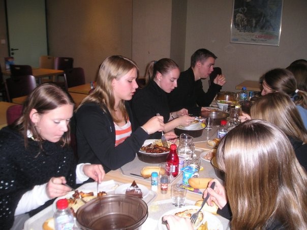 Le vendredi soir à la cafétaria