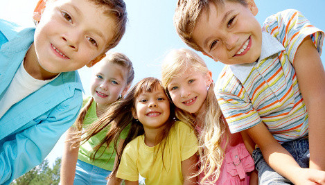À OSTEOPATHE LYON CENTRE, Francis NYOCK traite les enfants