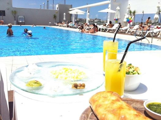 La piscine du sweat star center