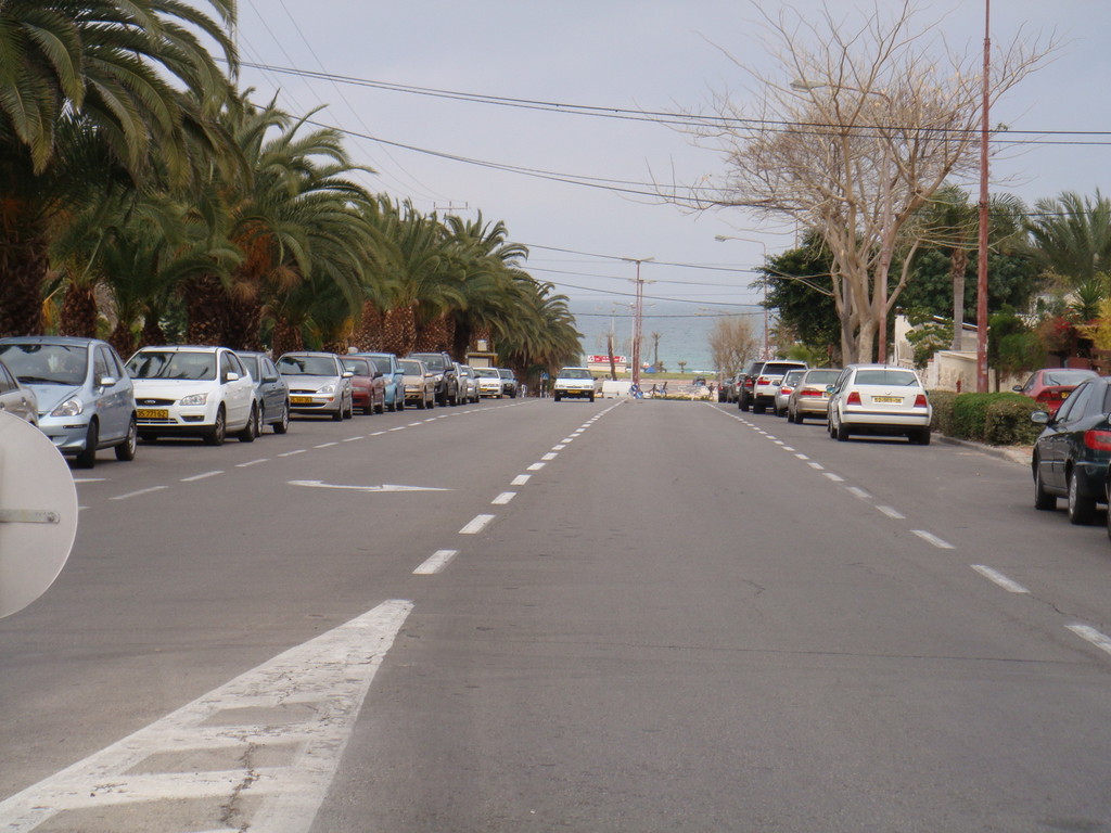 Du merkazone vers la plage