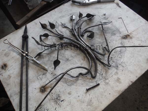 Arbre de vie conçu et réalisé par Boris Klein, l'atelier L'art de fer , Lézignan Corbières