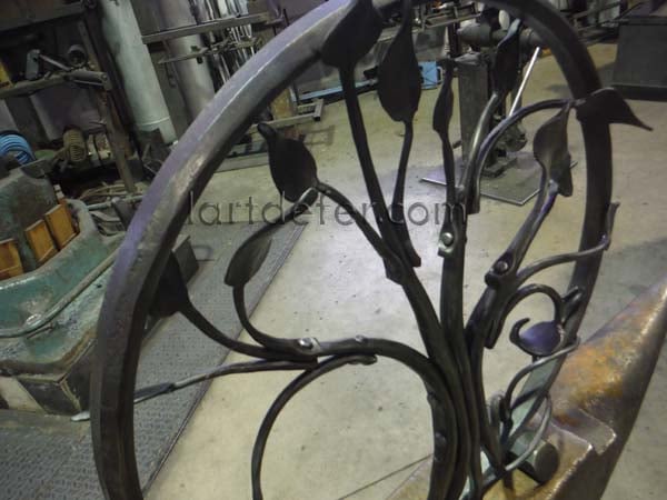 Arbre de vie conçu et réalisé par Boris Klein, l'atelier L'art de fer , Lézignan Corbières