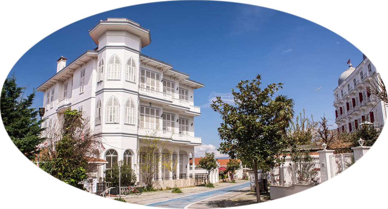 •Die Prinzeninseln (Heybeliada & Büyükada) in Istanbul Private Stadtführung Istanbul - Ganztagestour  •Dauer: 8 h •Preis: 440,00 €/ p. Gruppe bis 5 Pers.