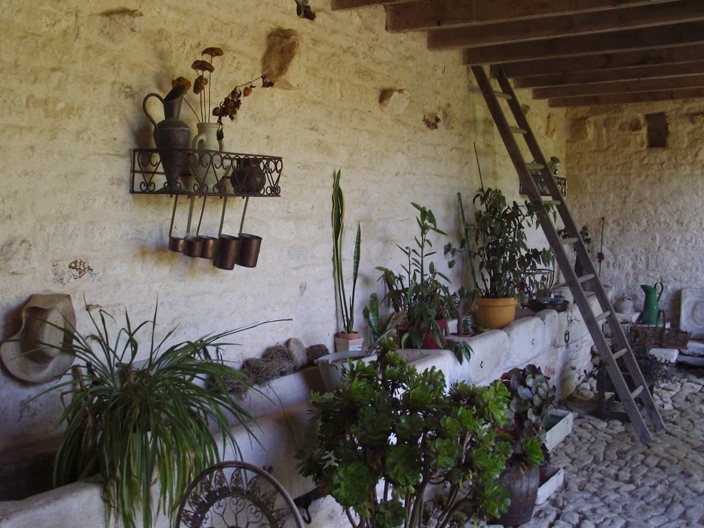 Maison d'hôtes Sainte Megrine Coulon la cour intérieure