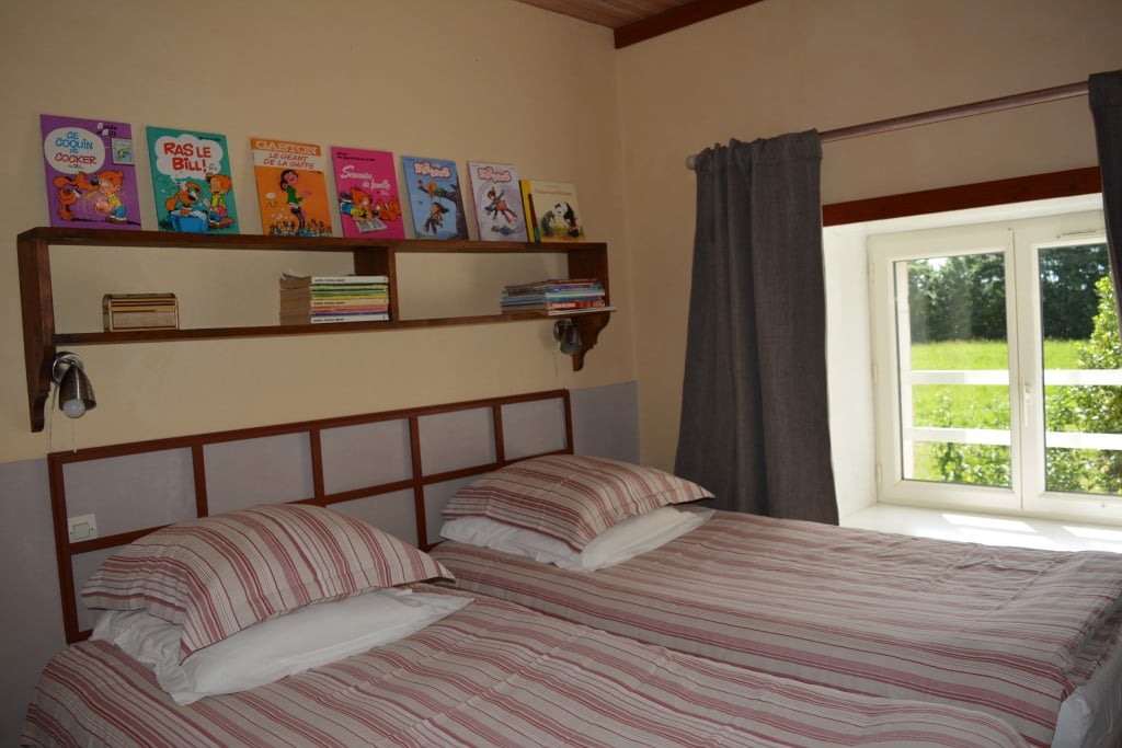 Chambre 2 lits côté marguerite