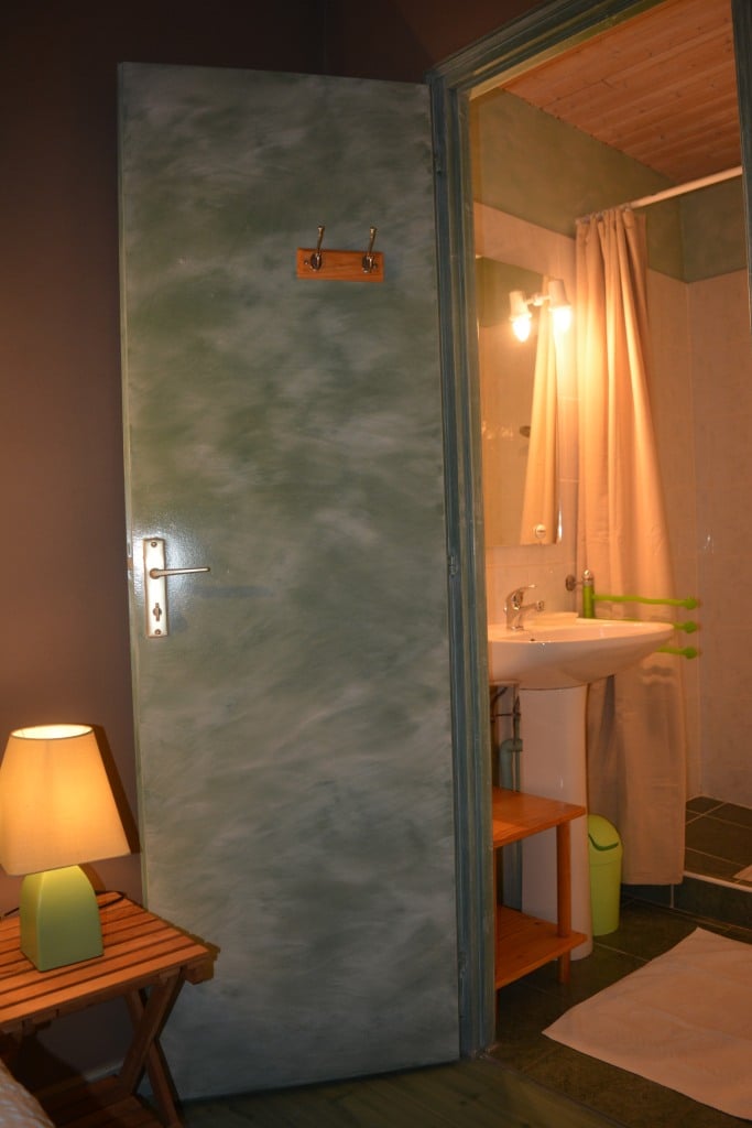 salle d'eau de la chambre