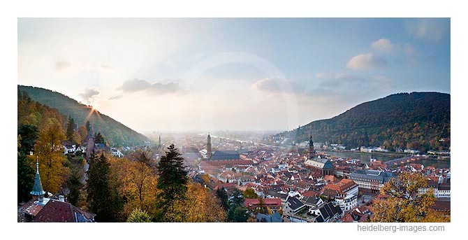 Archiv-Nr. hc2009237 | Blick vom Schloss auf die herbstliche Altstadt 