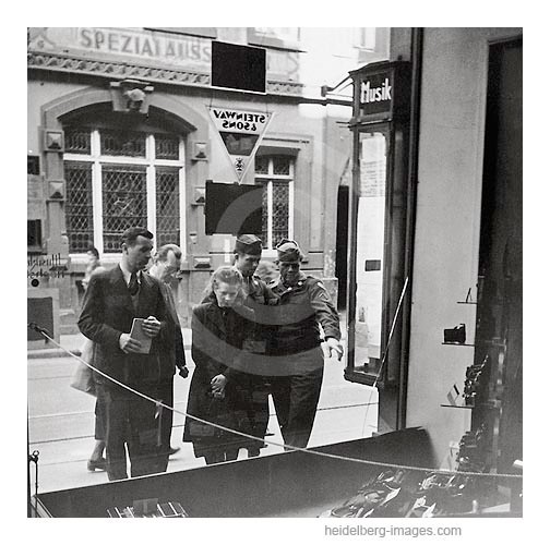 Archiv-Nr. hr100 / Musikhaus Schaufenster 