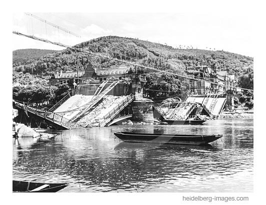 Archiv-Nr. hr287 / Zerstörte Friedrichsbrücke 1945 / Heue Theodor-Heuss-Brücke