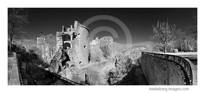 Archiv-Nr. h2012115 | Pulverturm