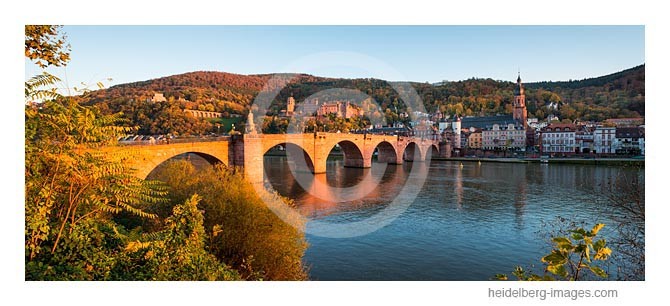 Archiv-Nr. hc2013174 | Herbstlicht auf der Alte Brücke und Altstadt  