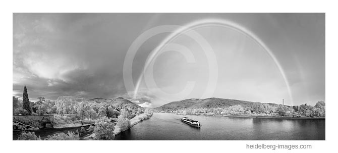 Archiv-Nr. h2011124 |  Regenbogen über Heidelberg