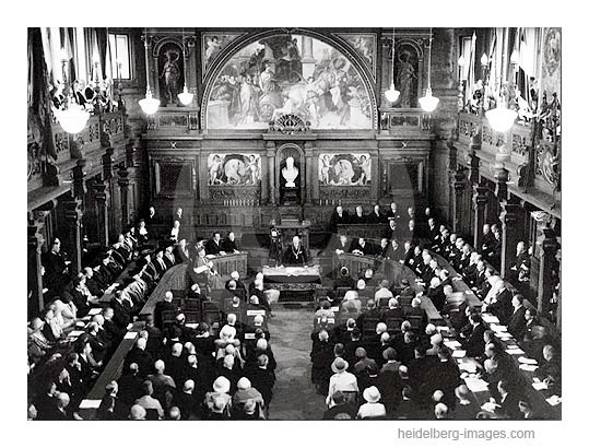 Archiv-Nr. h6107 / Versammlung in der Alten Aula