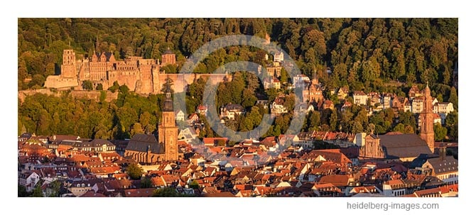 Archiv-Nr. 2018123 | Goldenes Licht über der Altstadt 