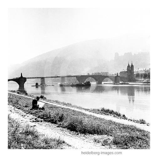 Archiv-Nr. h4535-7 / Malerische Ansicht auf die sich im Aufbau befindende Alte Brücke