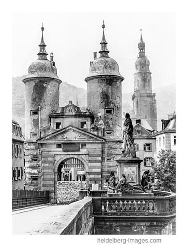 Archiv-Nr. hr135 / Alte Brücke mit Panzersperren