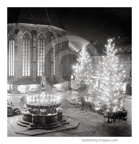 Archiv-Nr. h19/2 Weihnachtsbäume auf dem Marktplatz vor der Heiliggeistkirche