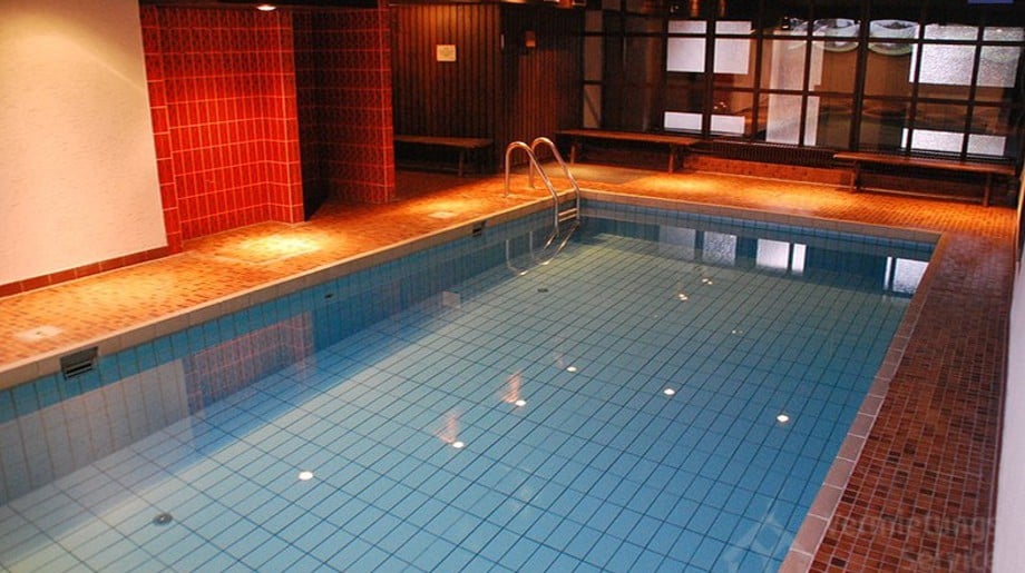 Schwimmbad (Quelle: Vermietungsservice Winterberg)