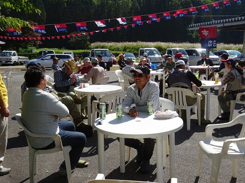 競技が終わったら楽しく朝食を満喫することも