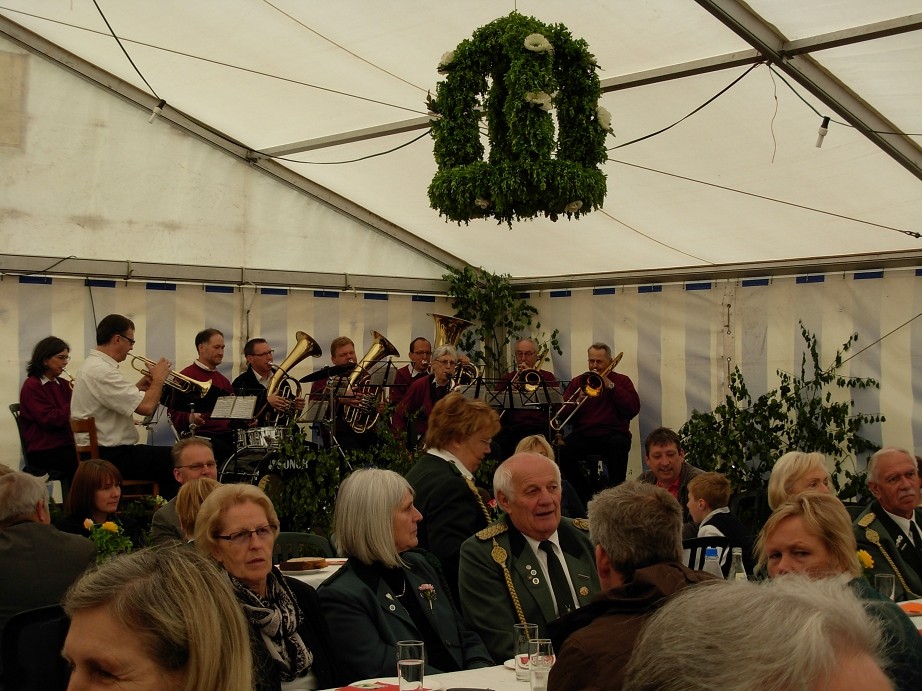 Flotte Kläge vor dem Schützenfrühstück....