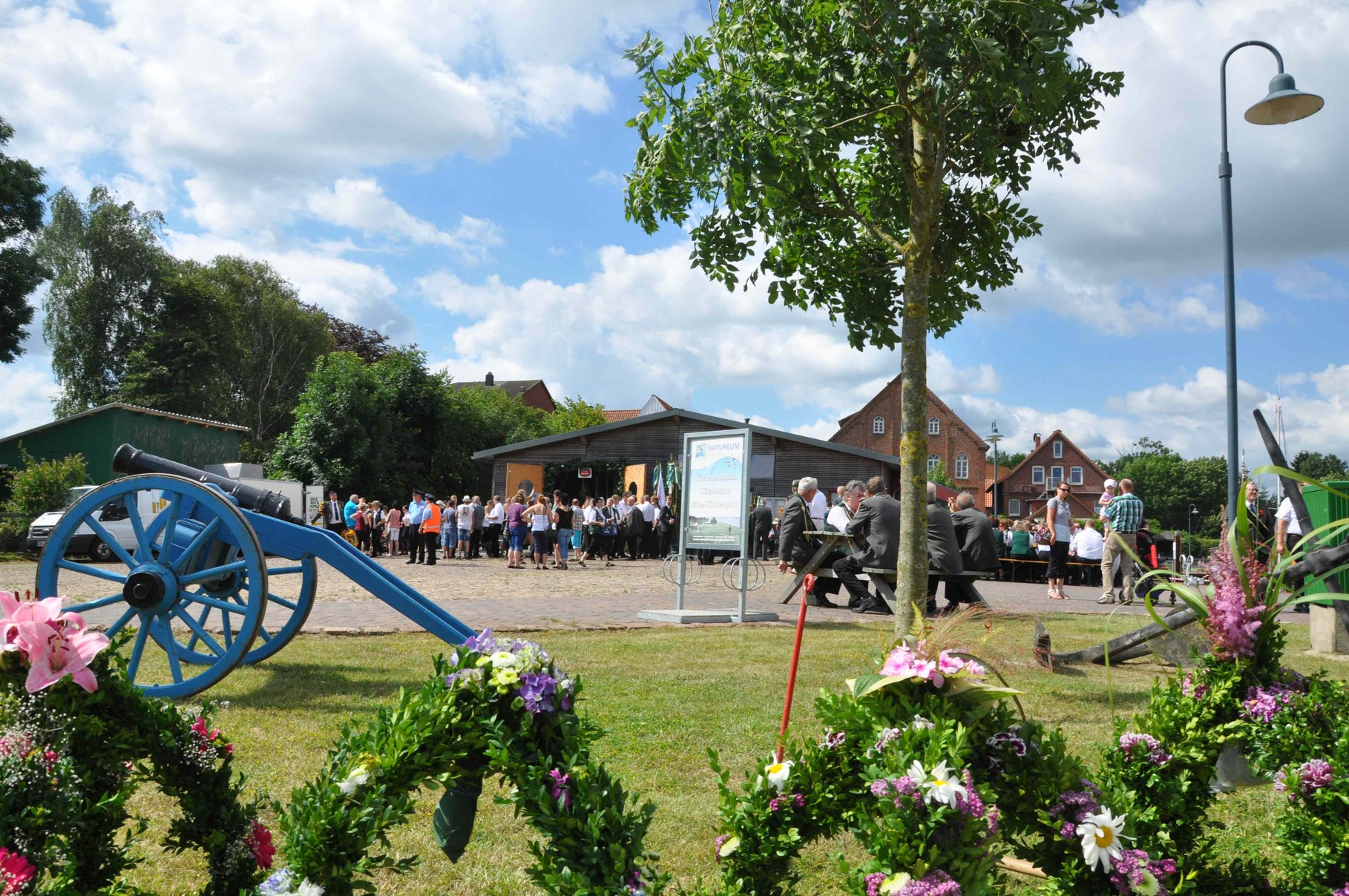 Abholung am Hafenschuppen in Neuhaus / Oste