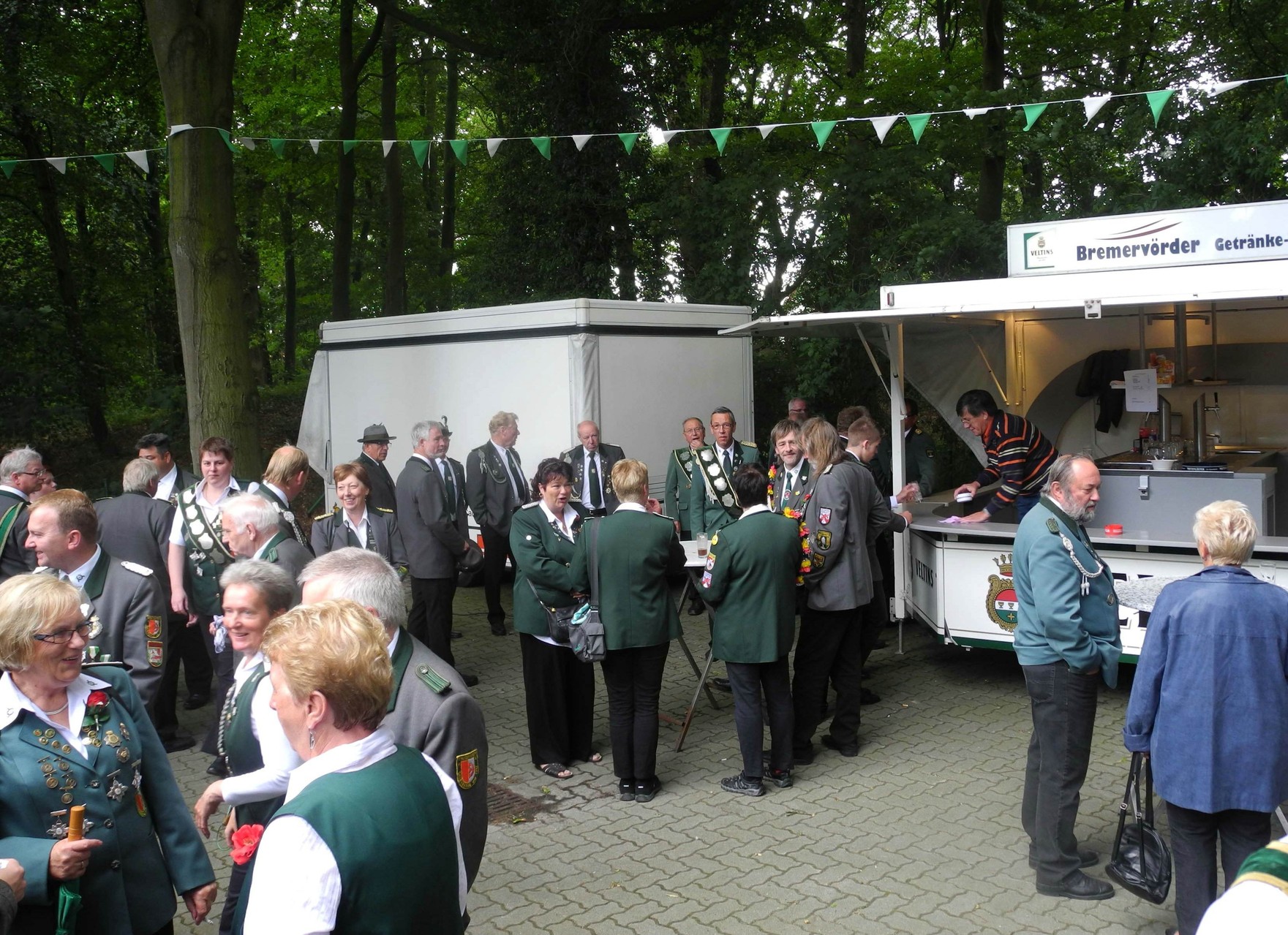 Treffen zum Antreten vor dem Schützenhaus