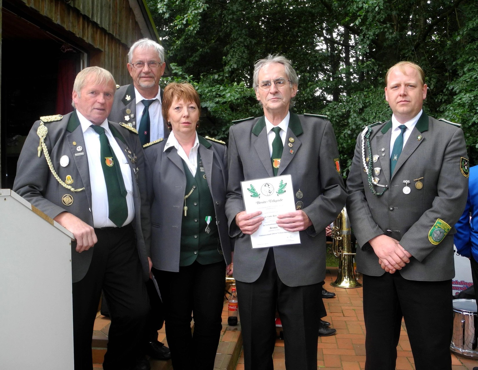 Gruppenfoto nach der Ehrung