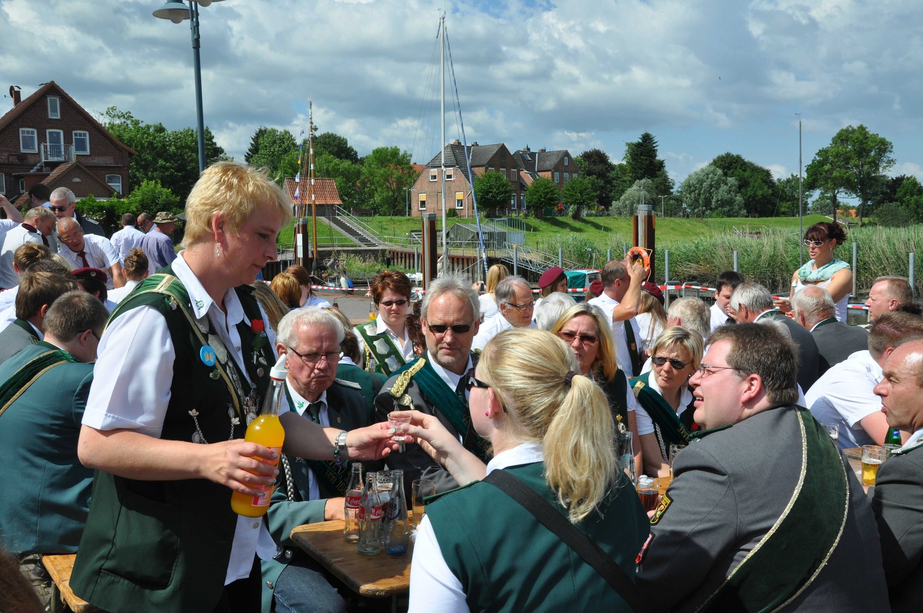 Am alten Hafen in Neuhaus ...