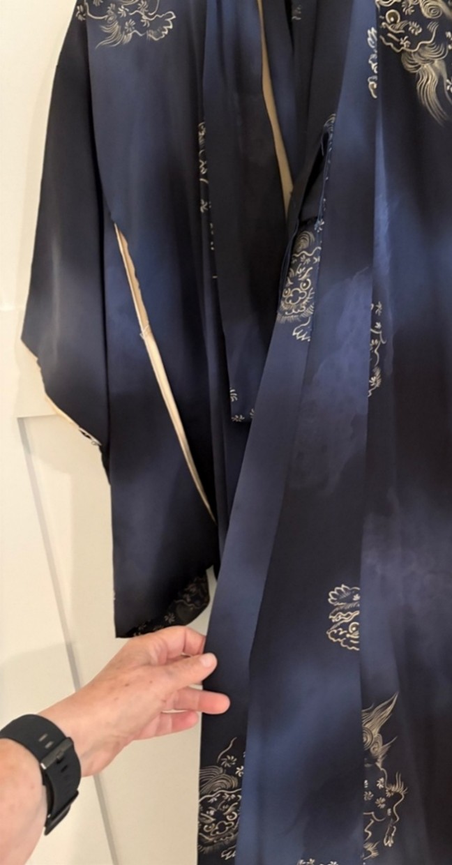 Amb. MacArthur’s kimono from Japan, 1957-61 / 日本から持ち帰ったマッカーサー大使の着物　1957-61