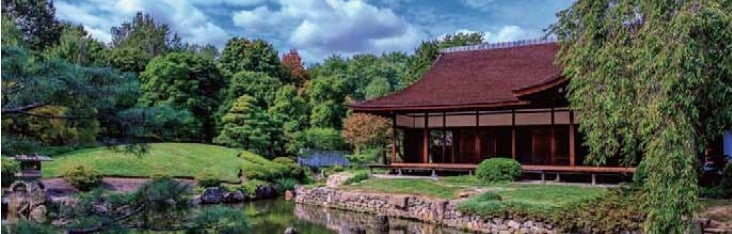 日本の伝統的な建築様式で建てられた松風荘