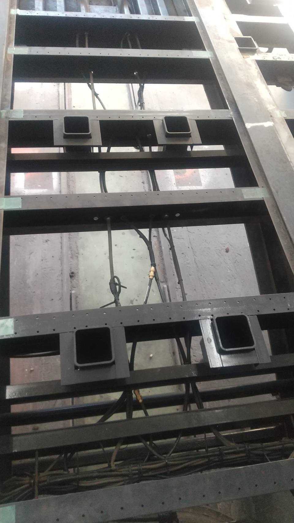 ⑤スタンション増設