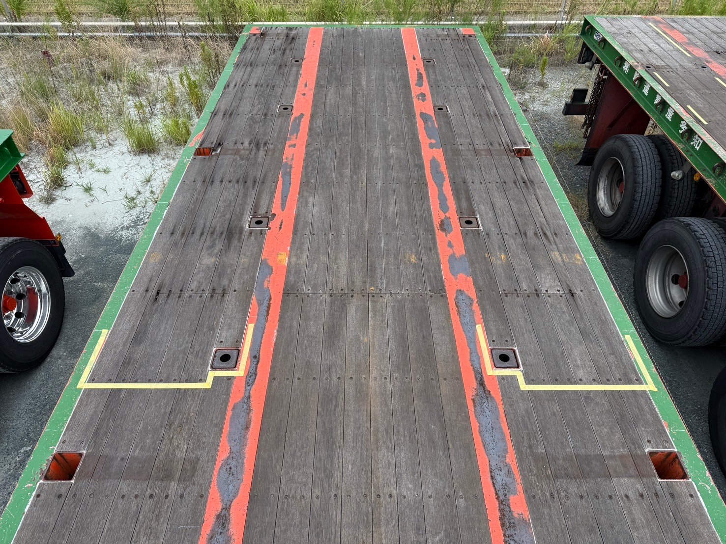 ③知多産業運輸さま　２台目　施工前