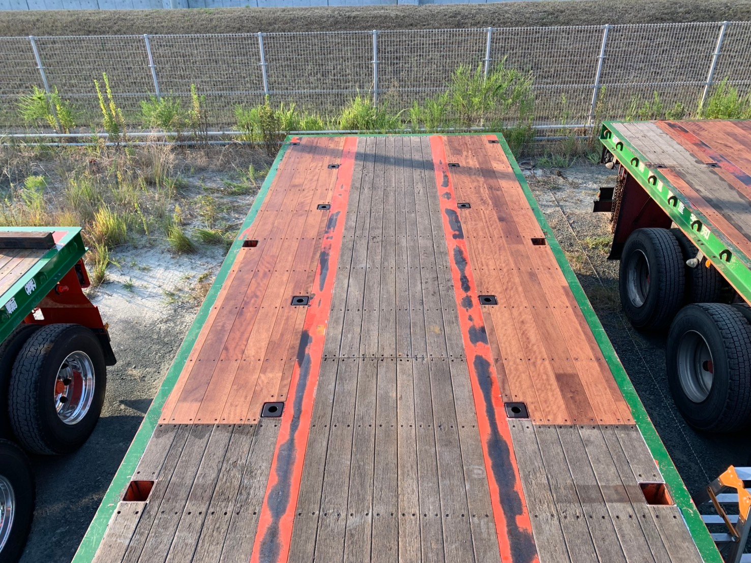 ④知多産業運輸さま　２台目　施工後