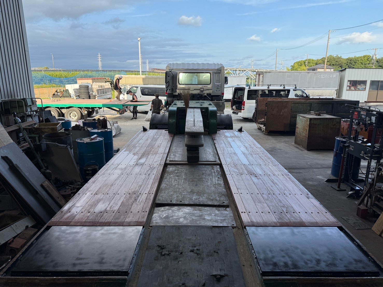 低床トレーラー施工後