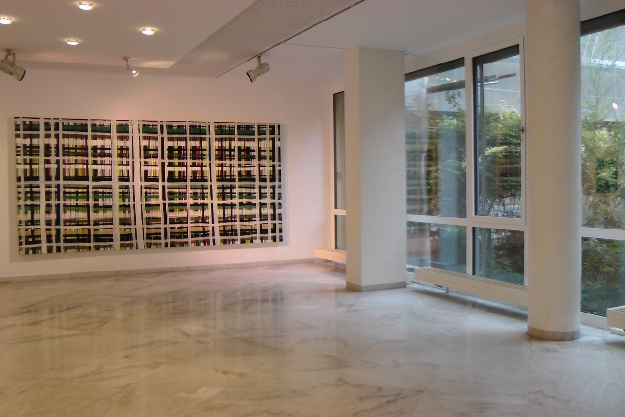 Monika Humm transition 3,  Ausstellungsansicht: Galerie Bezirk Oberbayern, 2011