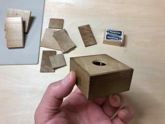 エアロベース(エアロベース)BLOG 2021/01/13 金灯籠(かなとうろう)のLED電飾