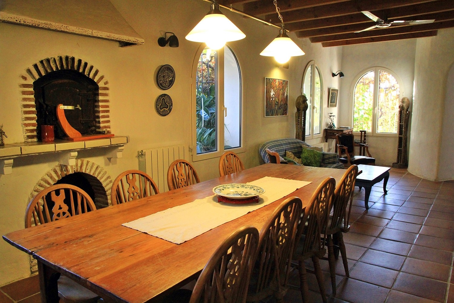 The living room (view from the kitchen)