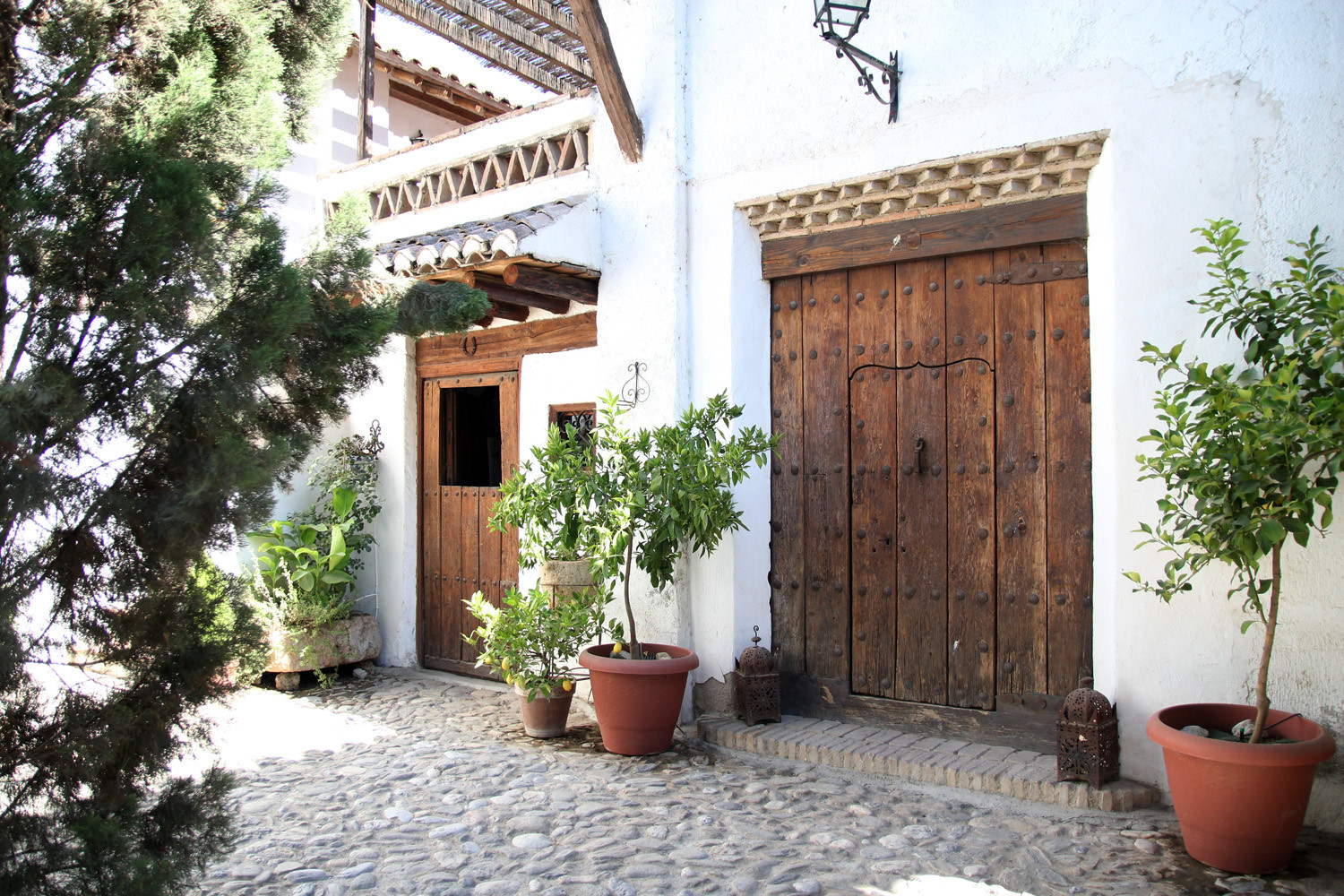The courtyard, view to the right