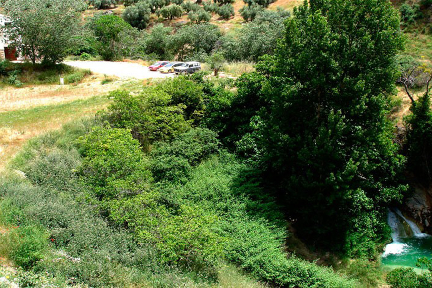 The waterfalls (50 m distance)