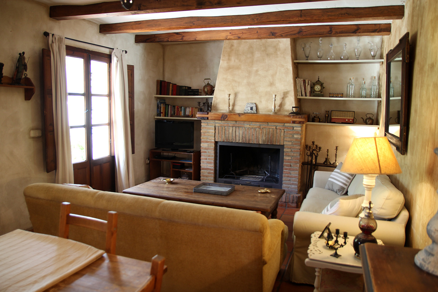 Living room (ground floor)