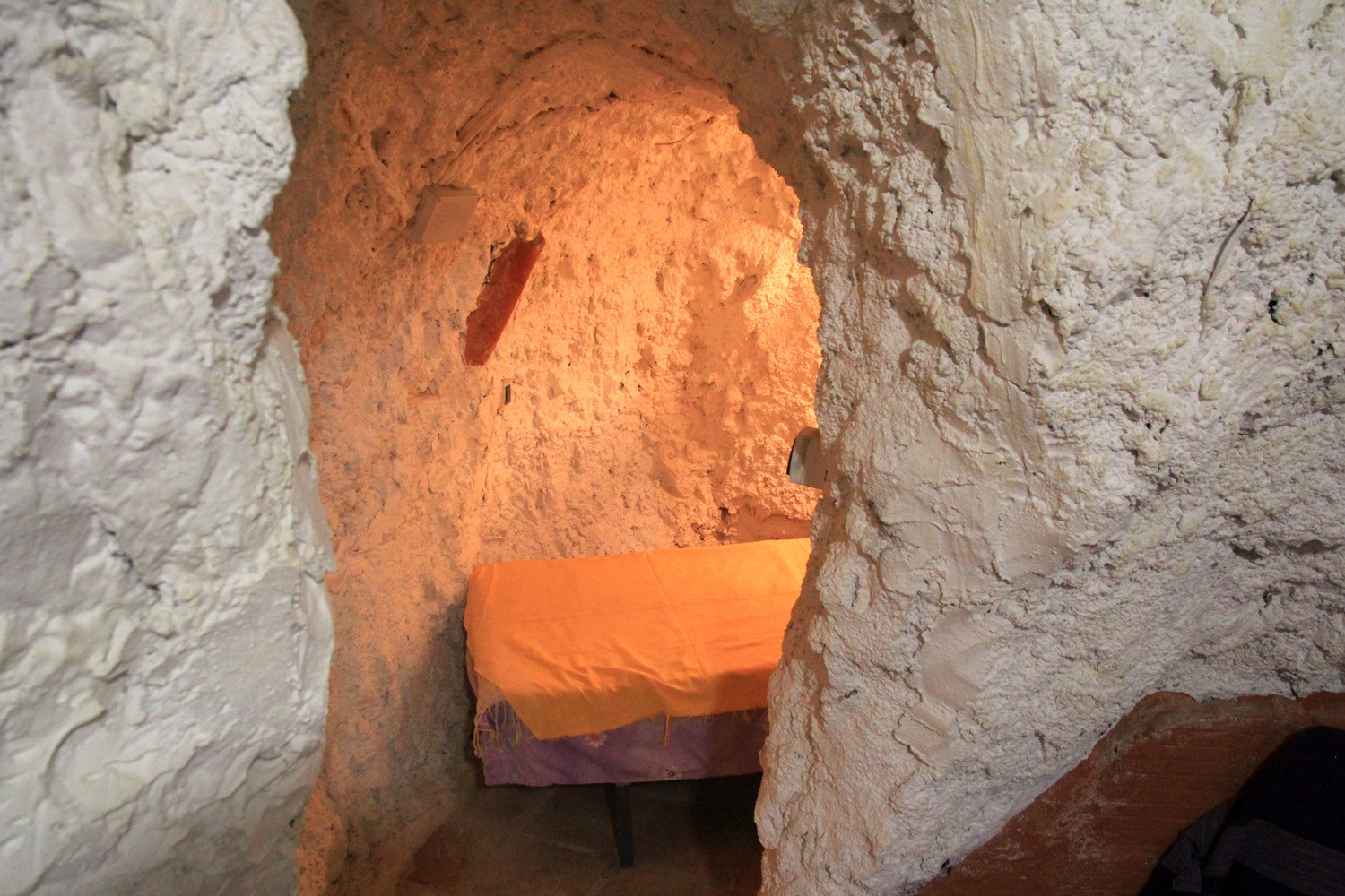 Cave bedroom 3