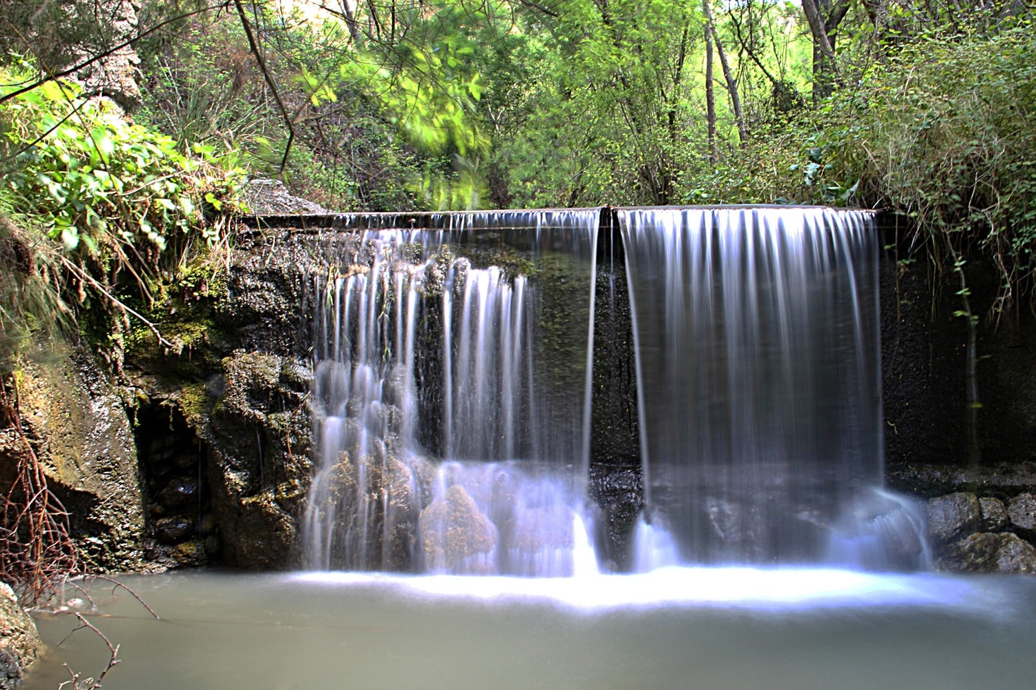 Please click on the picture in order to start the slideshow