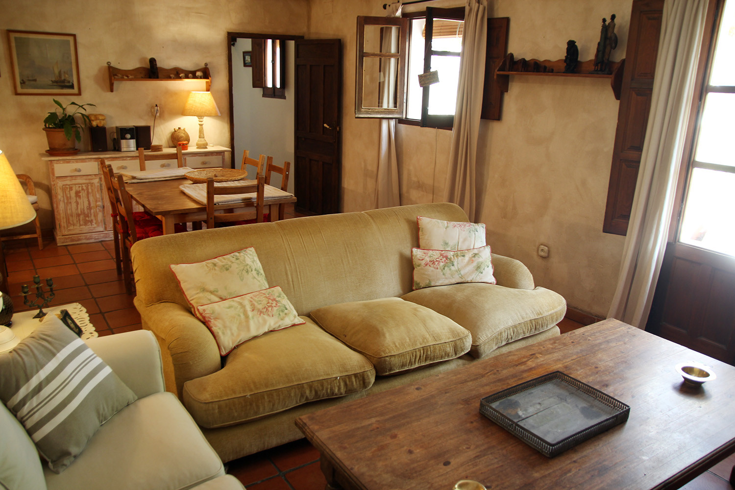 Living room (ground floor)