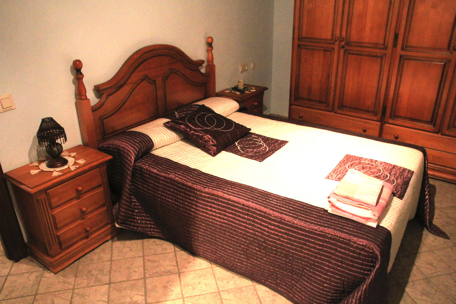 Bedroom 3 (1st floor)
