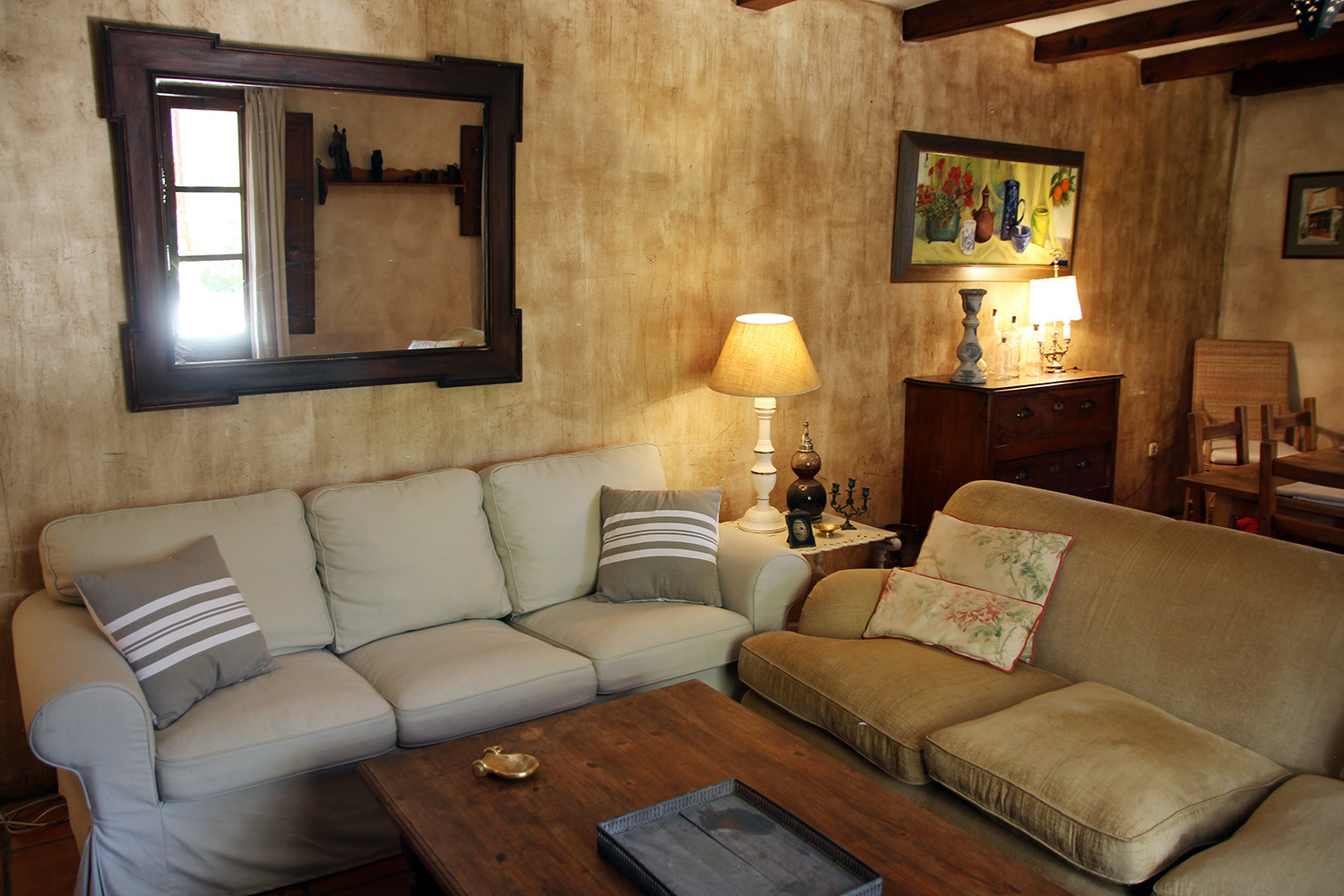 Living room (ground floor)