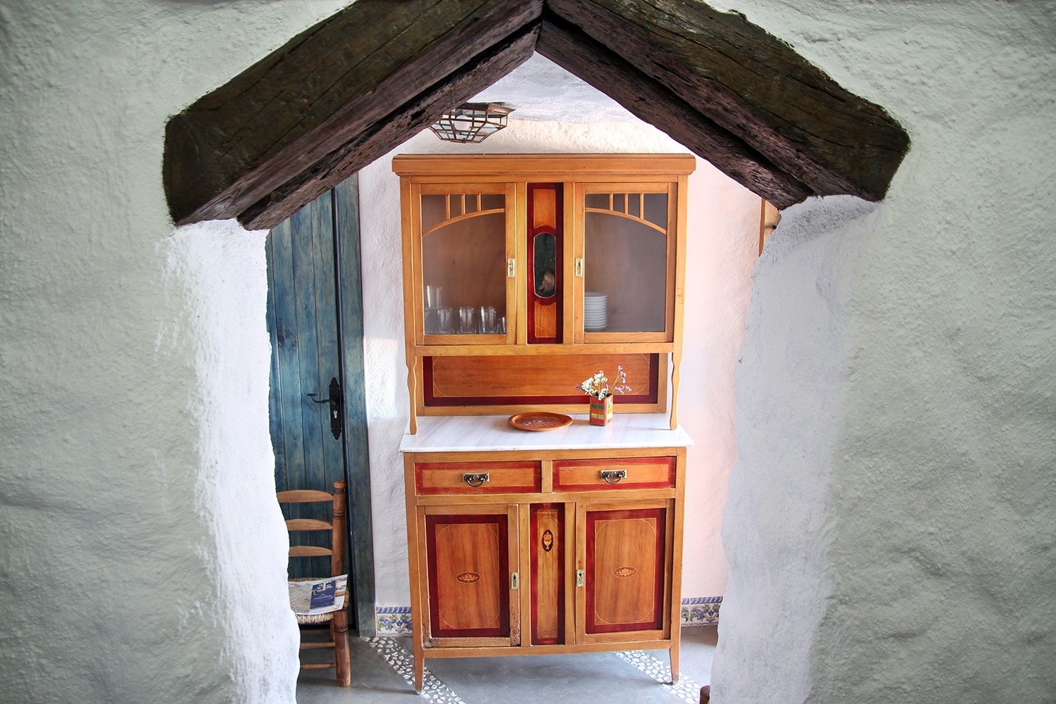 View from the kitchen to the entrance